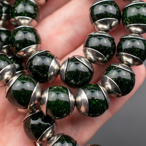 Deep green chunky necklace, statement casual necklace - Picture 7 of 15